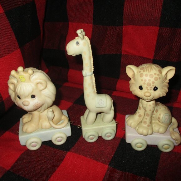 Precious moments Circus Animal birthday train  Birth - 10 - Picture 8 of 13